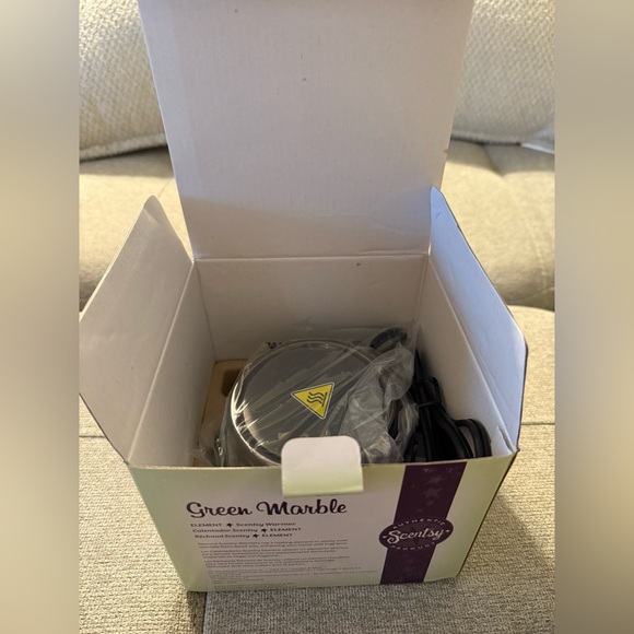 Green Marble Scentsy Warmers - Picture 6 of 6